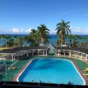 Meet your Posher, Don